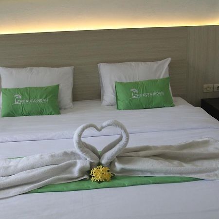 Kuta Indah Hotel Екстер'єр фото