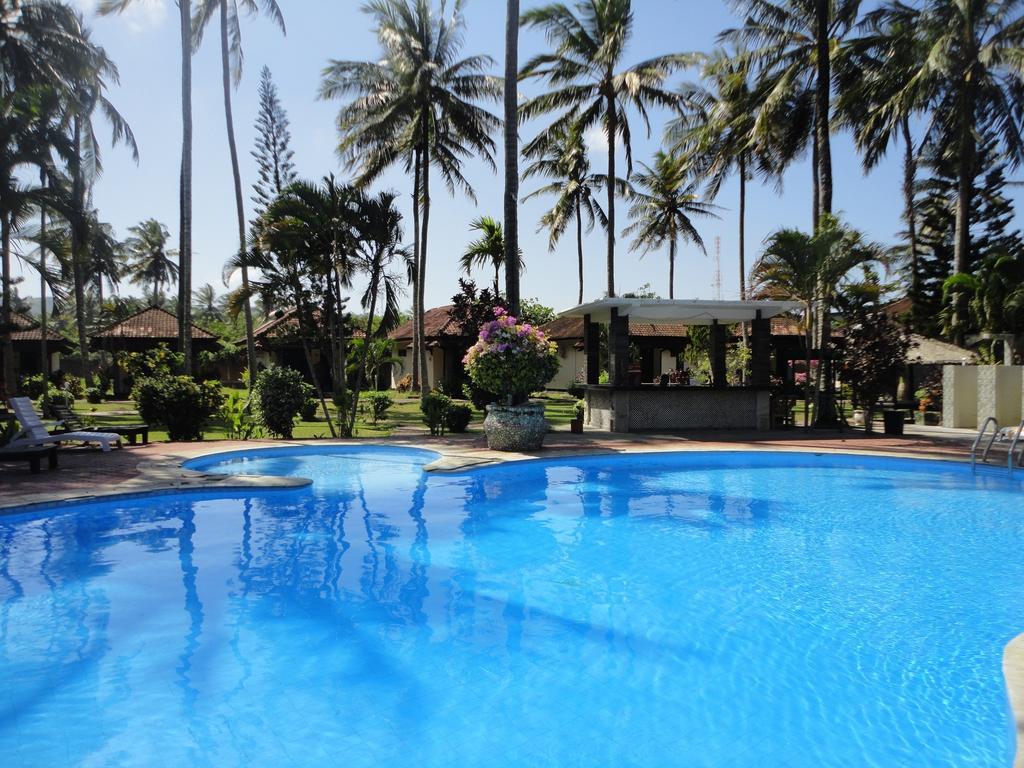 Kuta Indah Hotel Екстер'єр фото