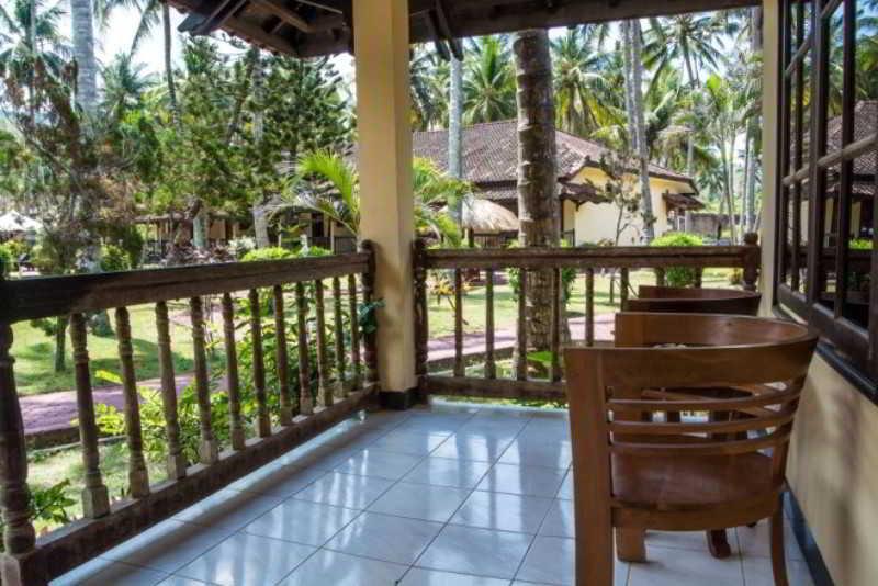 Kuta Indah Hotel Екстер'єр фото