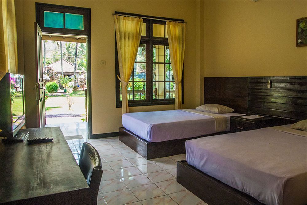 Kuta Indah Hotel Екстер'єр фото