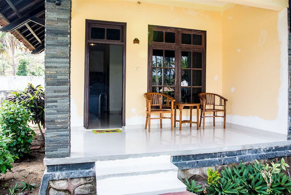 Kuta Indah Hotel Екстер'єр фото