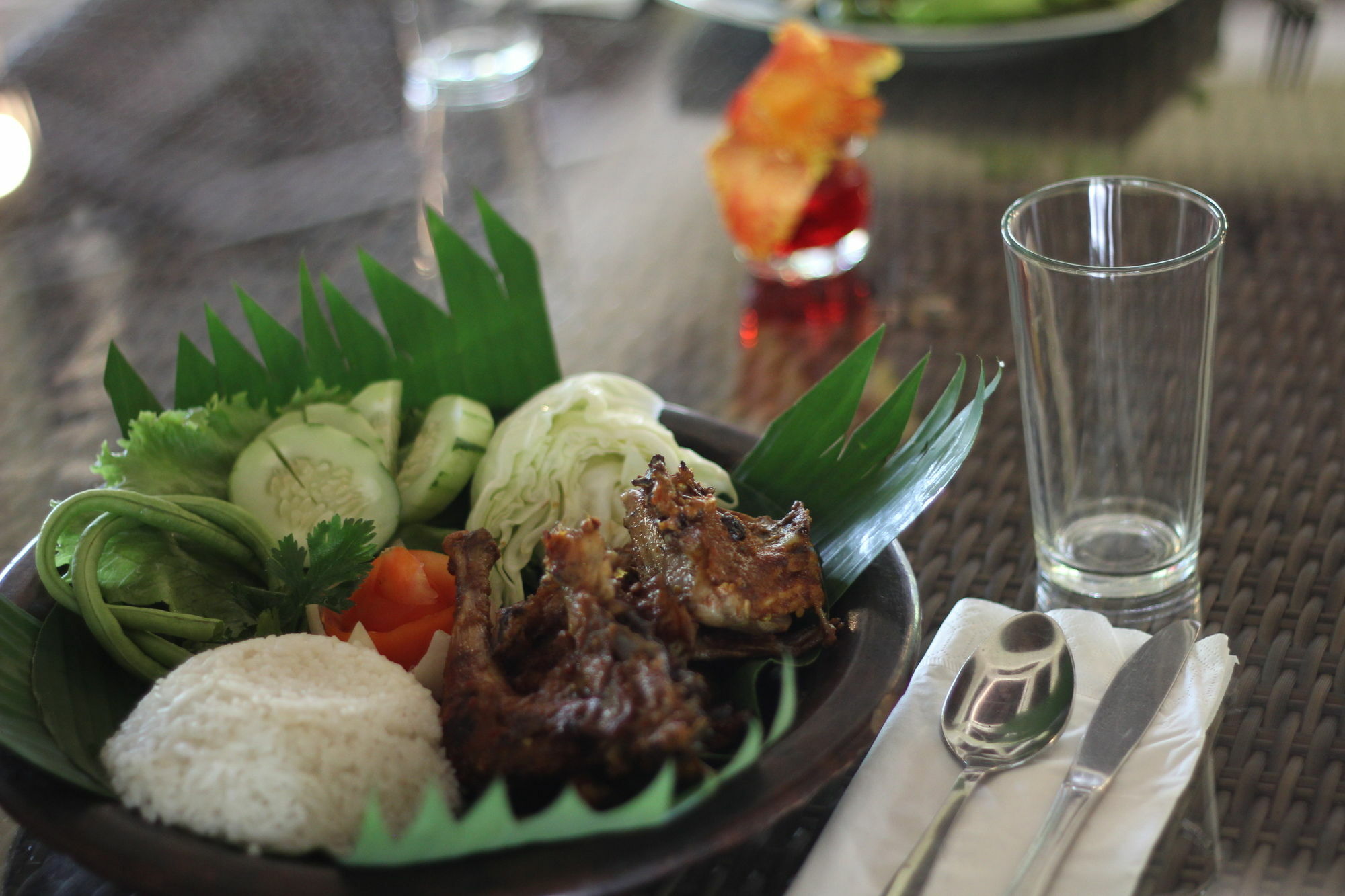 Kuta Indah Hotel Екстер'єр фото